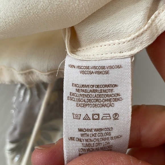 Free People Sheer Embroidered Boxy Cropped Peasant Top Size Medium - Picture 9 of 11